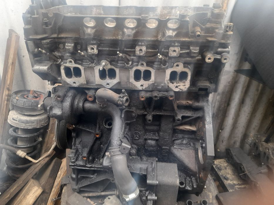 Motor M9R Renault Trafic Opel vivaro 2.0Diesel.euro 4 și euro 5.