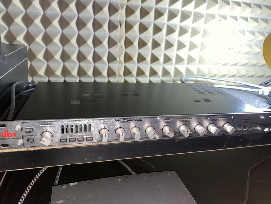 Dbx 376 микрофонный предуселитель