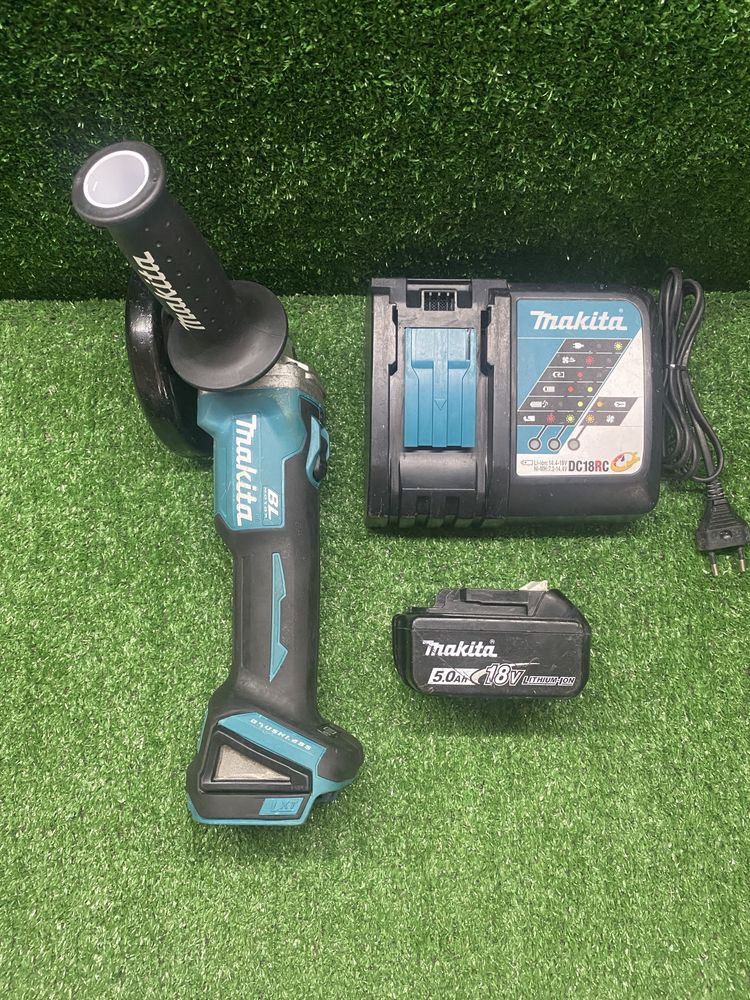 Безчетков ъглошлайф Makita DGA504