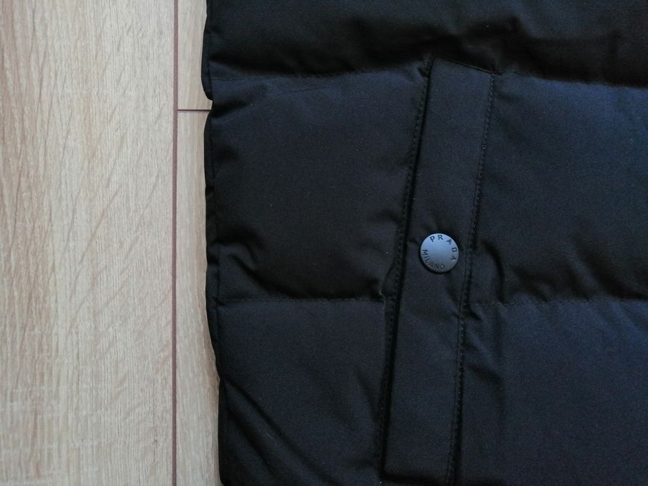 Prada мъжки елек в черен и матов цвят S M L XL