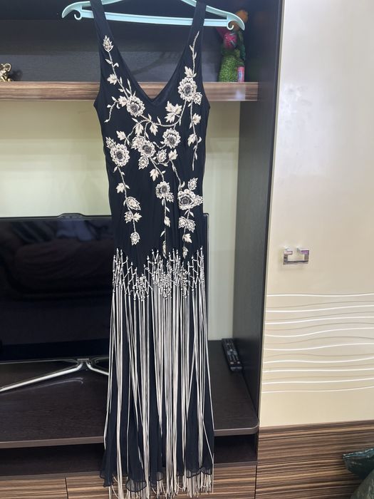 Вечернее женское платье