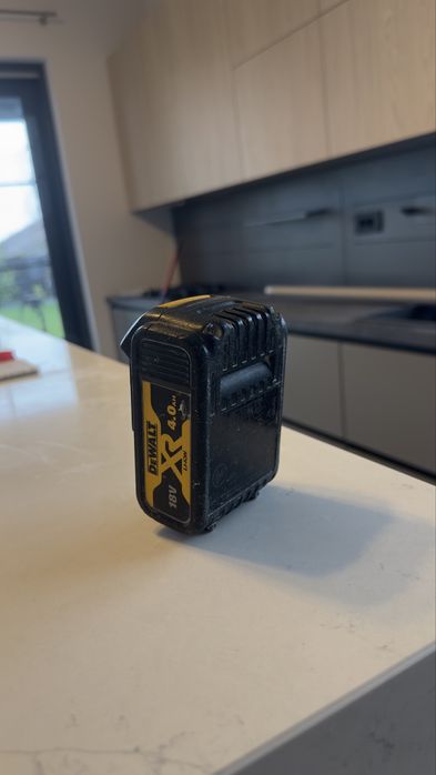 Baterie Dewalt 18v 4Ah