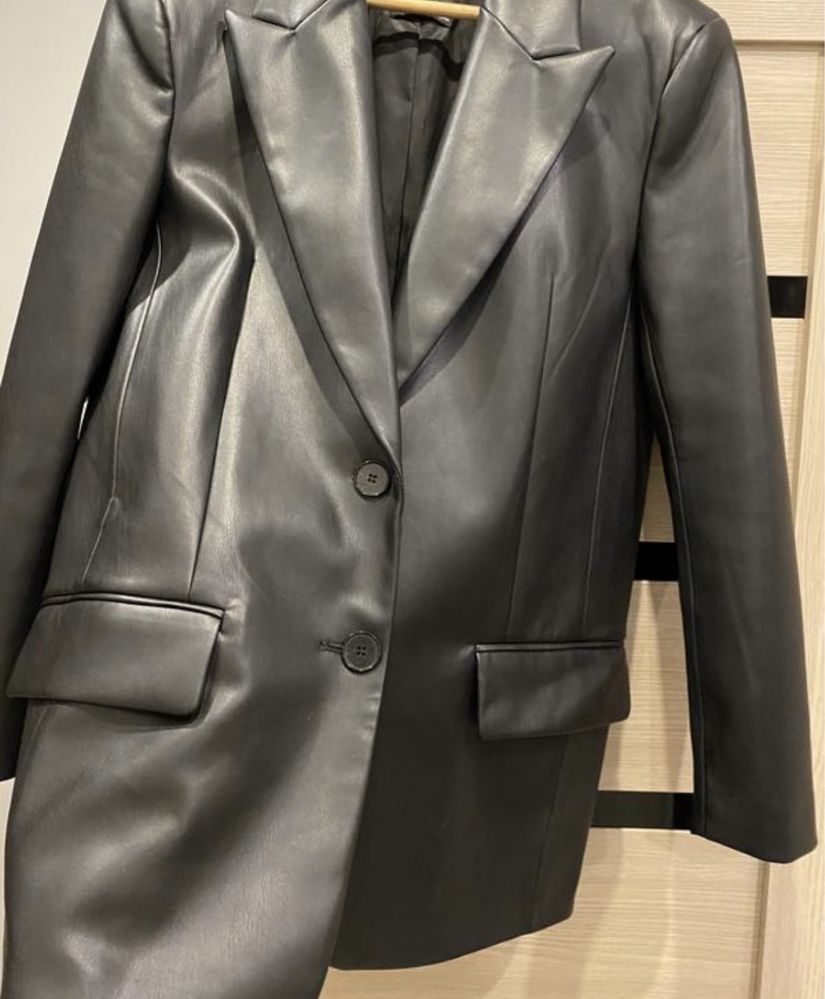 Пиджак Zara. Размер М