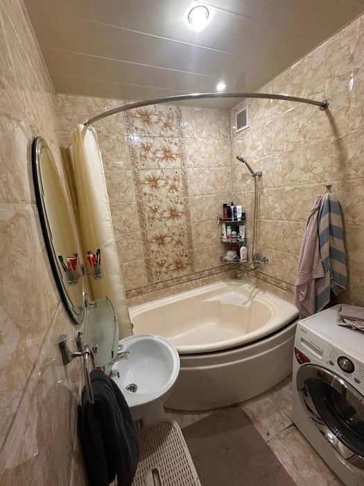 Срочно Продается 4-ком квартира в Яшнабадском районе Цена : 80.000$ Ст