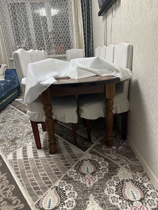 стол со стульями