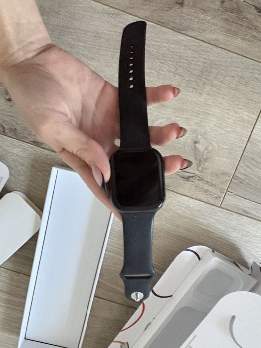 Apple Watch Series 9 45 mm – ca nou, preț negociabil