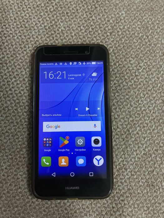 Huawei Y3 продам 5000тг.