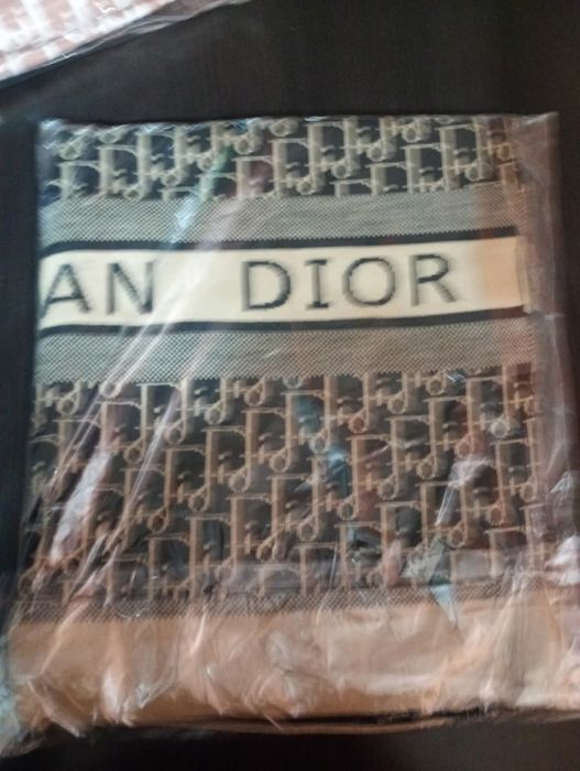 Шалове  - дамски и мъжки