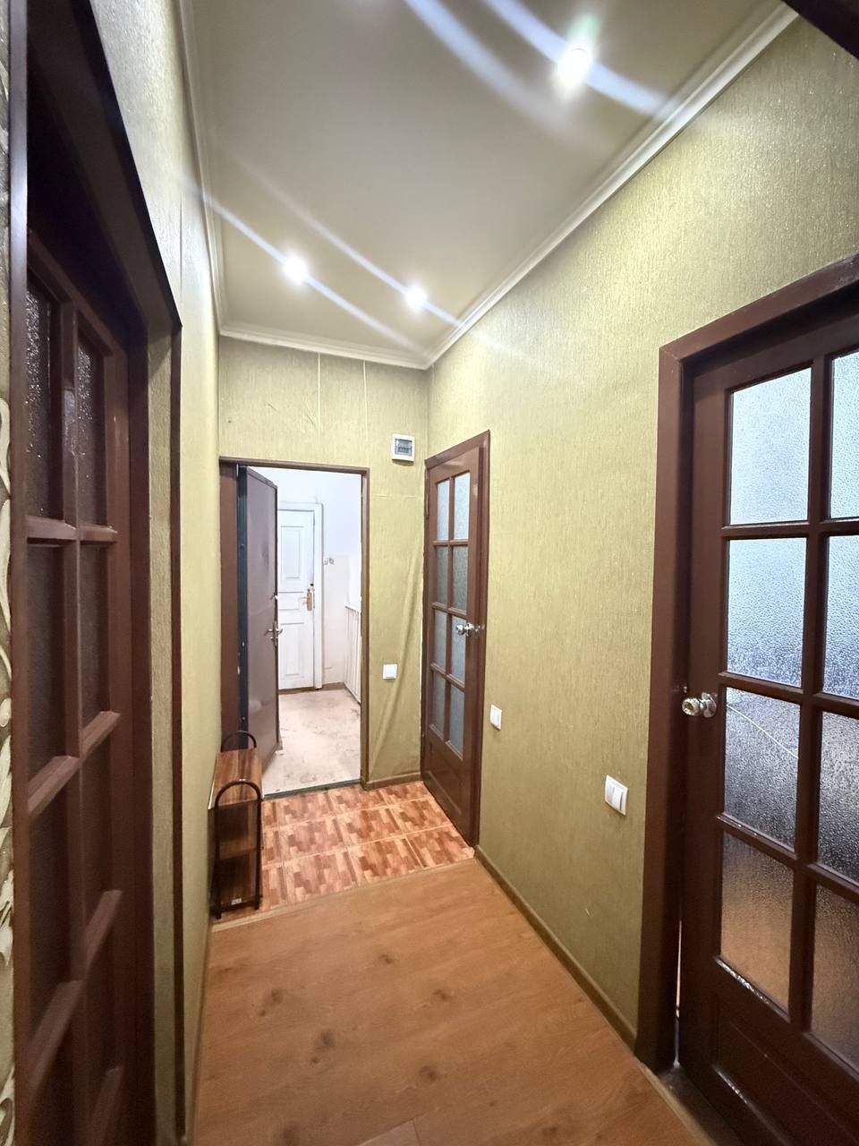 Продажа 3/4/4 на Юнусабад-13, балкон 2*6, 2 хонали сотилади