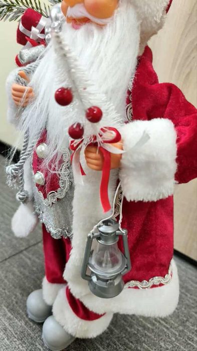 Коледна фигура Дядо Коледа – създай празнично настроение у дома!