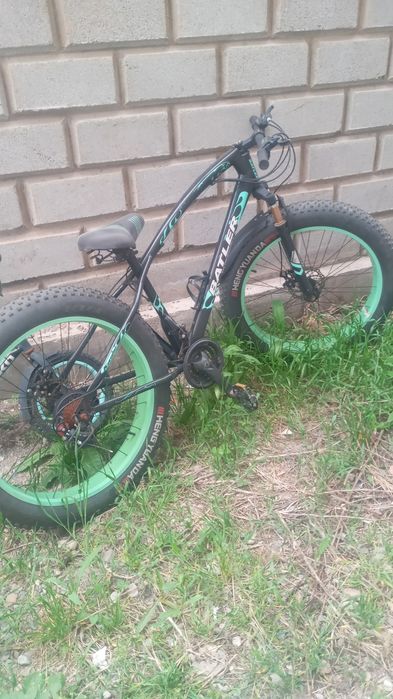 Велосипед с широкими колёсами!!!