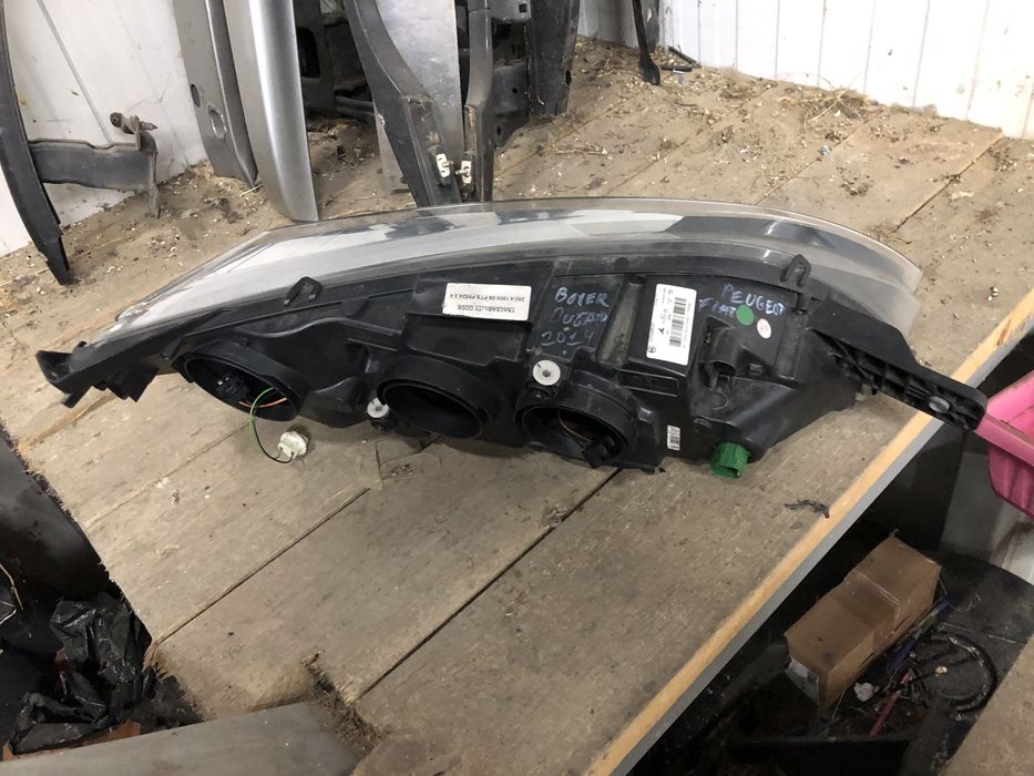 Фар Peugeot Boxer Fiat Ducato