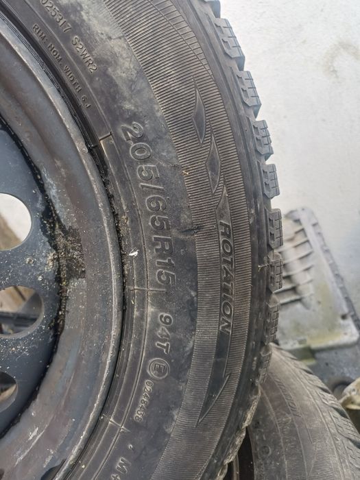 Jante cu cauciucuri iarna bmw 205 65 R15
