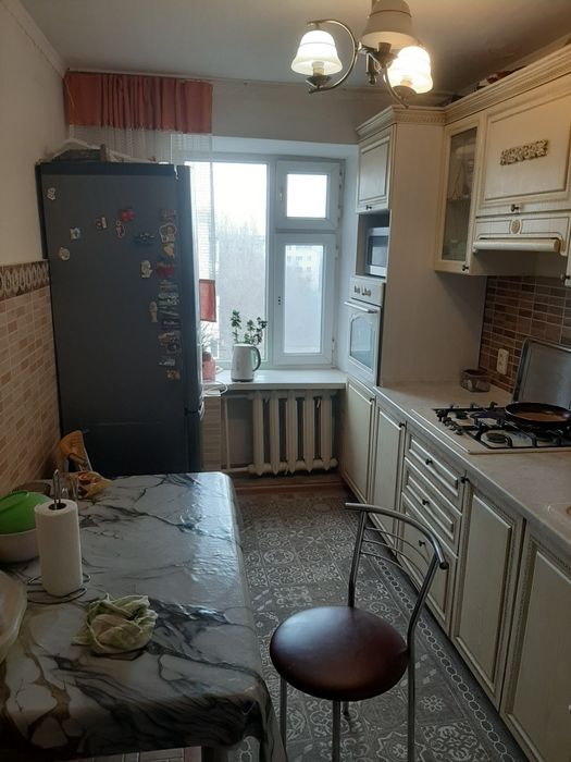 На подселение парни