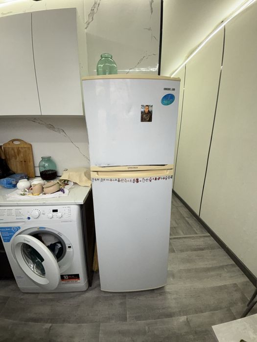 Холодильник рабочий срочно !!