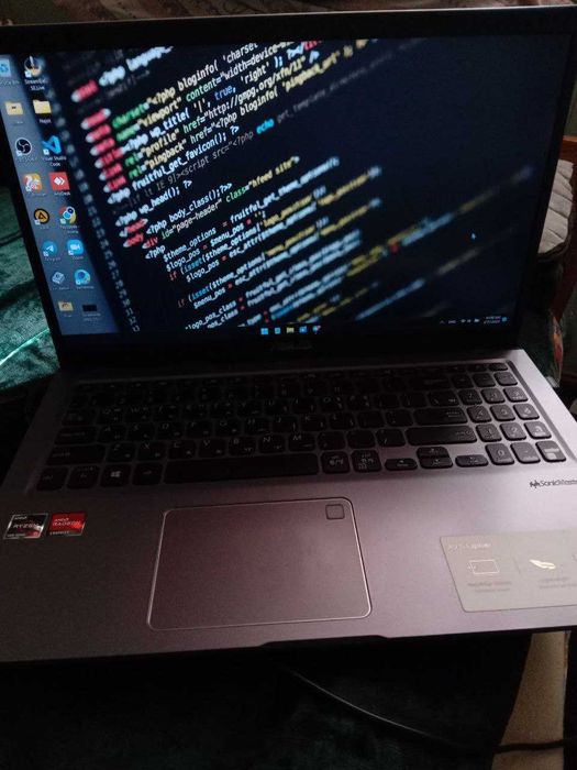 Asus nootebok sotiladi