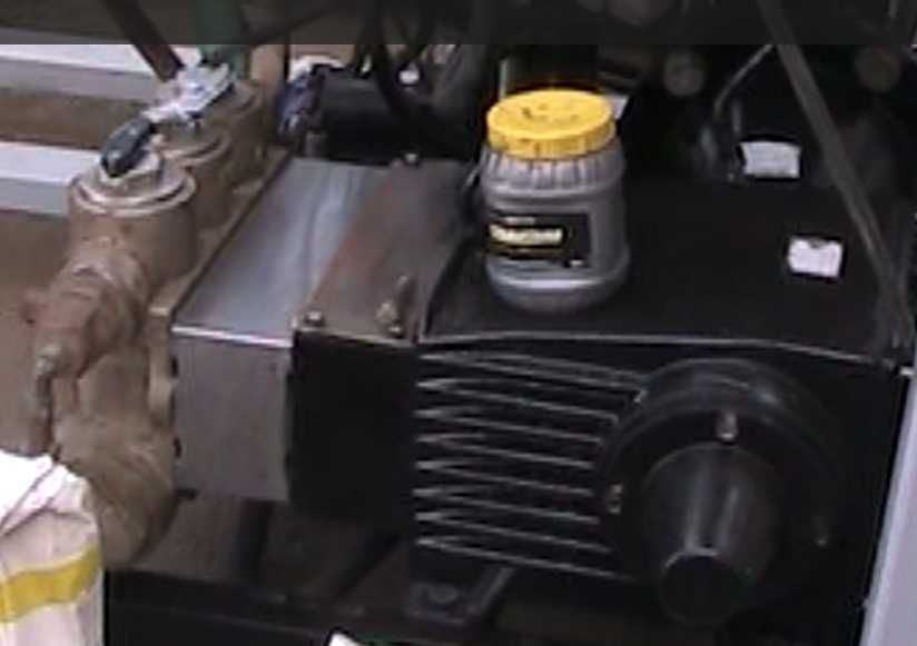 GRUNDODRILL 15X Машина за хоризонтален сондаж 15 тона със удар 28 тона