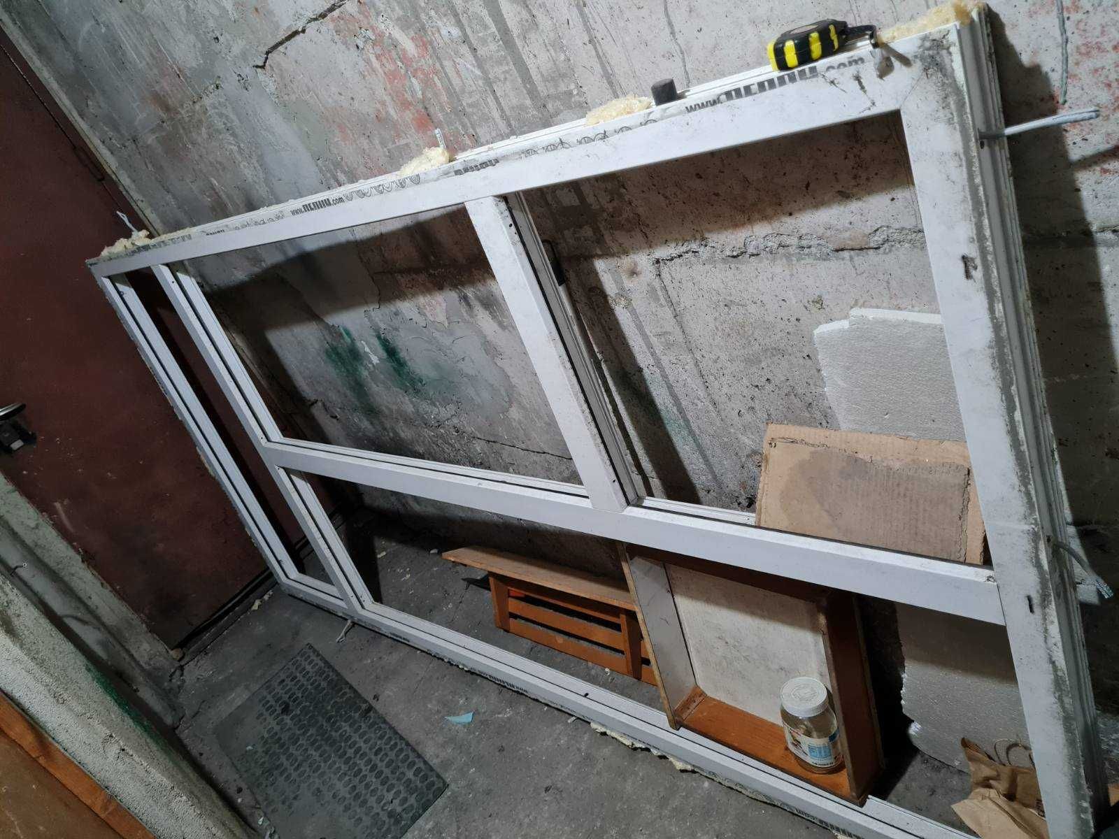 PVC ДОГРАМА REHAU/вратопрозорец