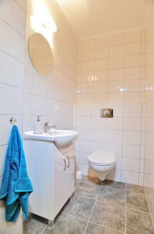 Дава се под наем Двустаен апартамент в Пловдив, Изгрев - 65 кв.м за 331.5 € - Снимка #1