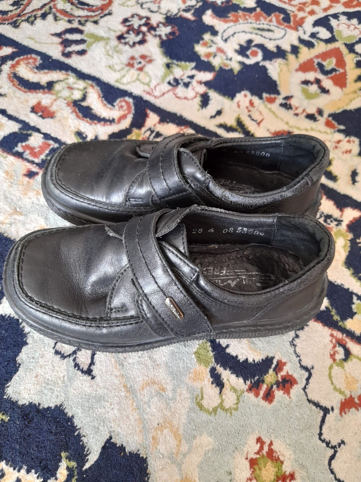 Продаются натурально кожанные туфли на мальчика фирмы Марко: