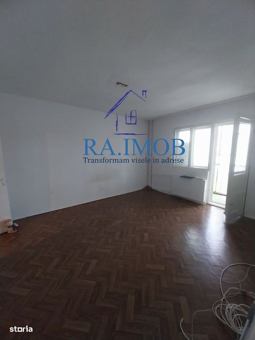 Apartament 2 camere, P/10,Vest- Eremia Grigorescu - 47000  negociabil