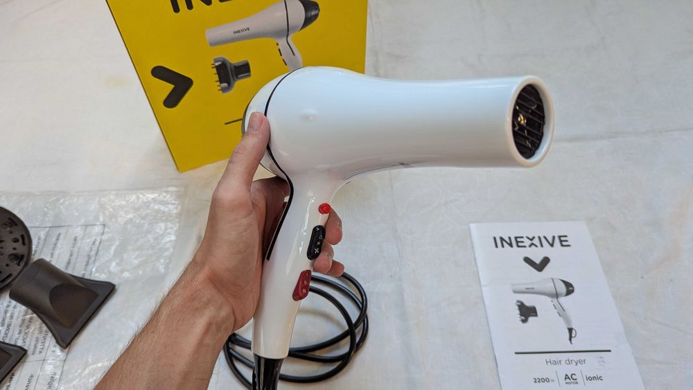 Uscător de păr Inexive 2200W