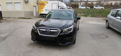 Продавам: Subaru Legacy 2.5 facelift 2018