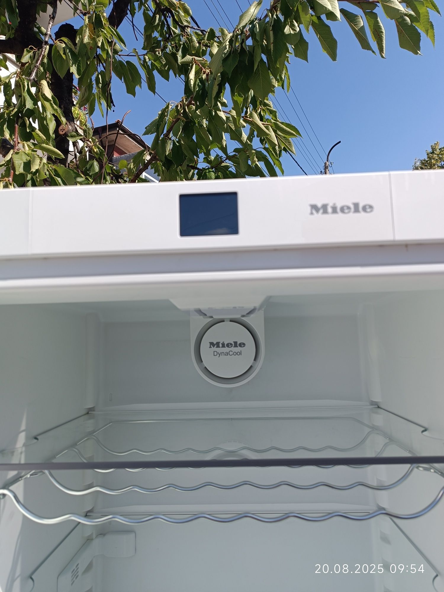 Хладилник с фризер miele 2 м.