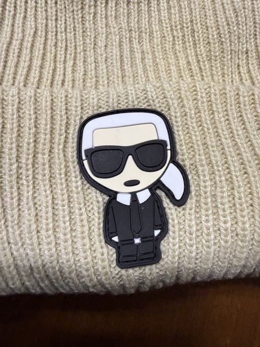 Caciula Fes Karl Lagerfeld noua/new unisex