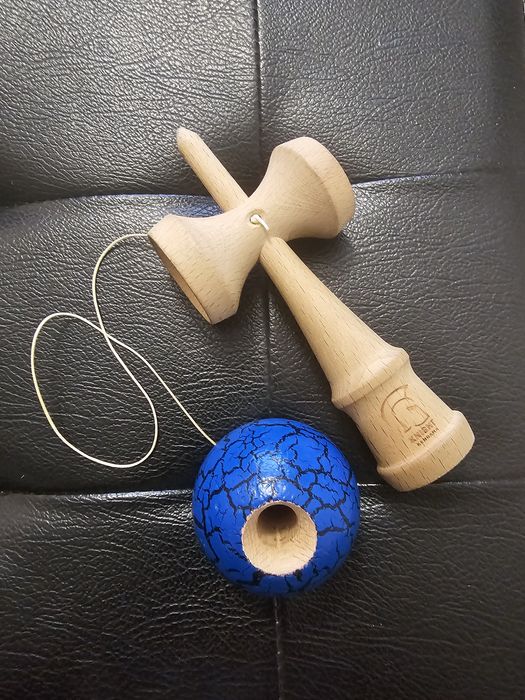 Kendama Knight | Blue Meteor Edition
