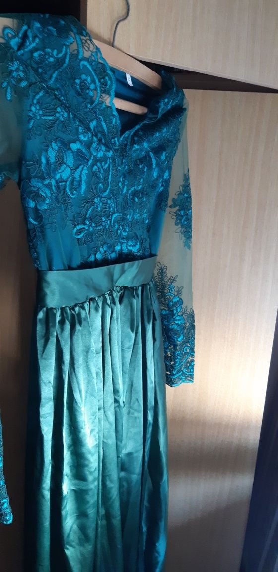 Rochie lungă elegantă