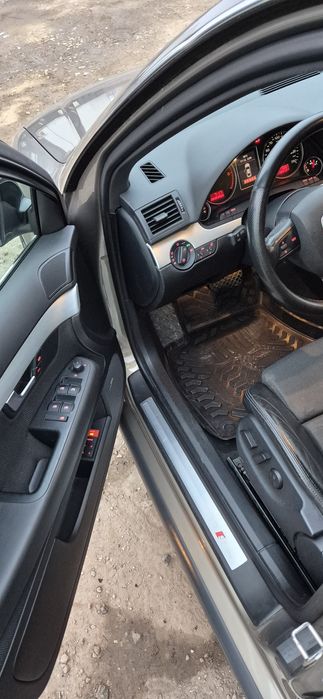 Vând sau dezmembrez Audi a4b7 3.0tdi quattro