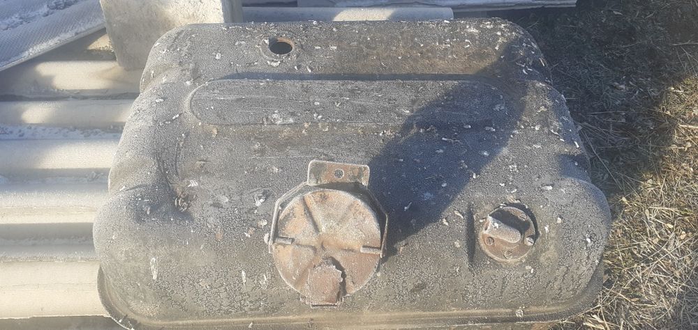 Продам бак от авто