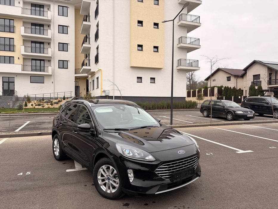 Ford kuga hibrid 2023 ( inmatriculat )