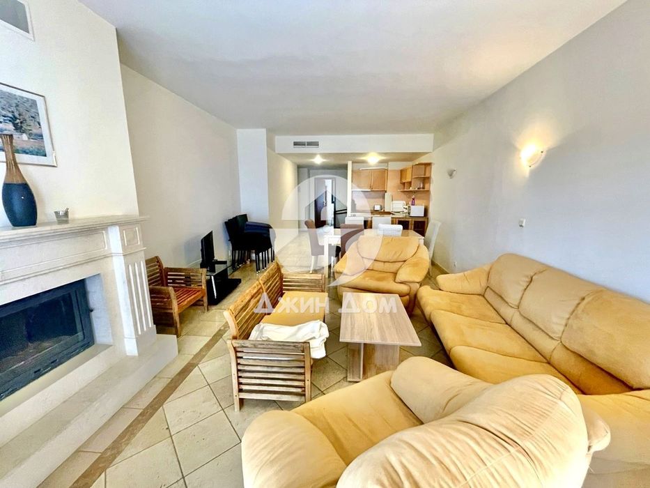 Тристаен апартамент с ПАНОРАМА МОРЕ в к-с „Калиакрия Резорт“, с.Топола