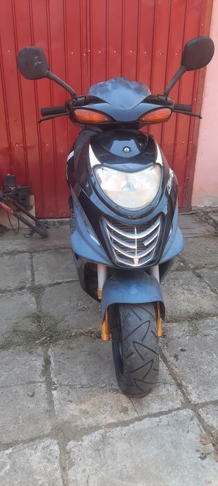 Scuter Suzuki katana