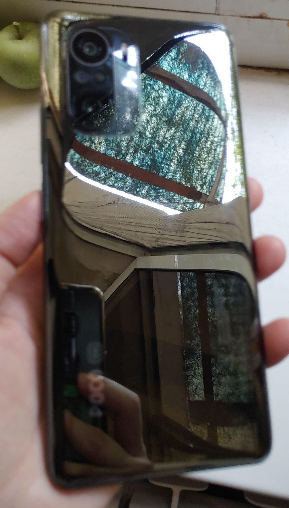 Poco F3 8+4/256 СРОЧНО