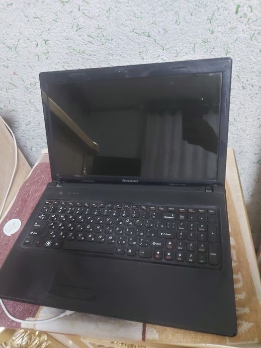 Noutbuk lenovo G575