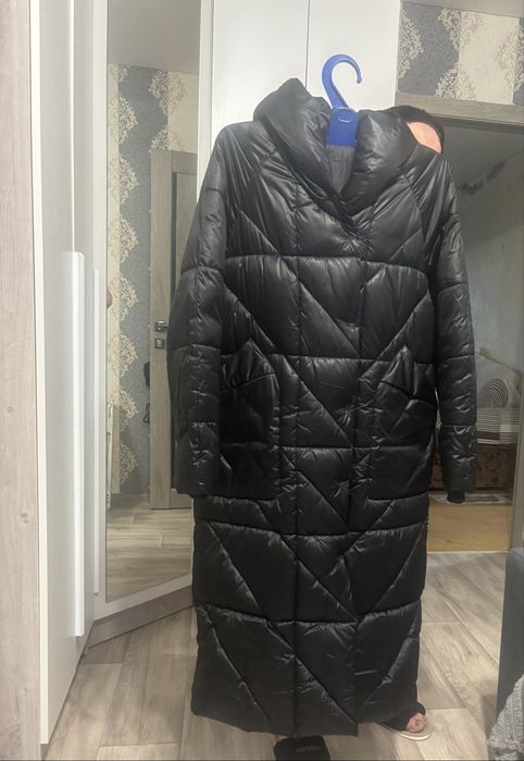 Продам Зимний женский пуховик
