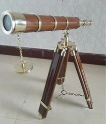 Superb telescop din alama masiva și trepied din lemn ,piesă colecție,