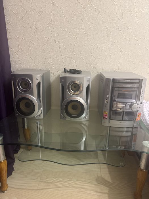 Музыкальный центр