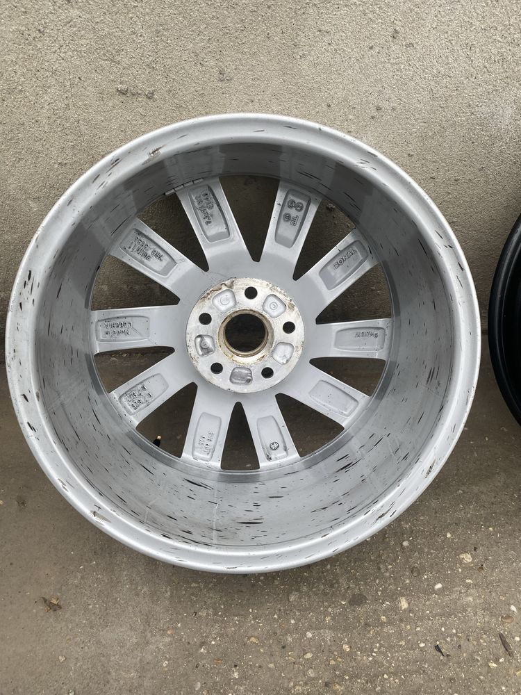 Janta aliaj 17" Skoda Superb 3