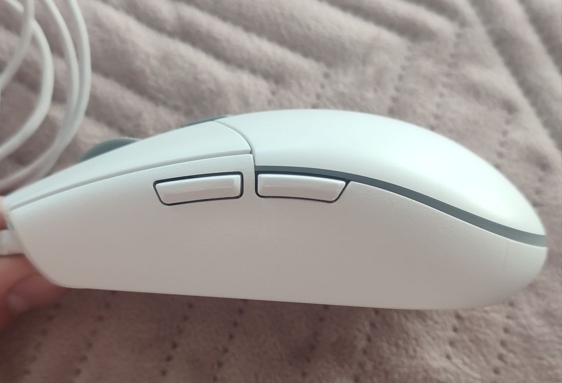 Мышь Logitech g102