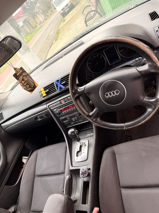 Audi A4 2003 automat