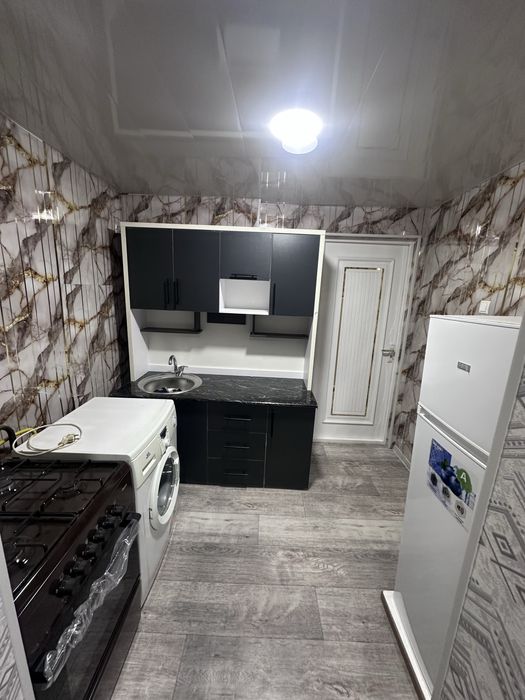 2xonali kvartira srochna sotiladi yo’l yoqada joylashgan