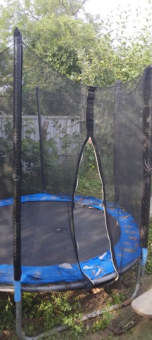 Trambulina pentru copii distracție