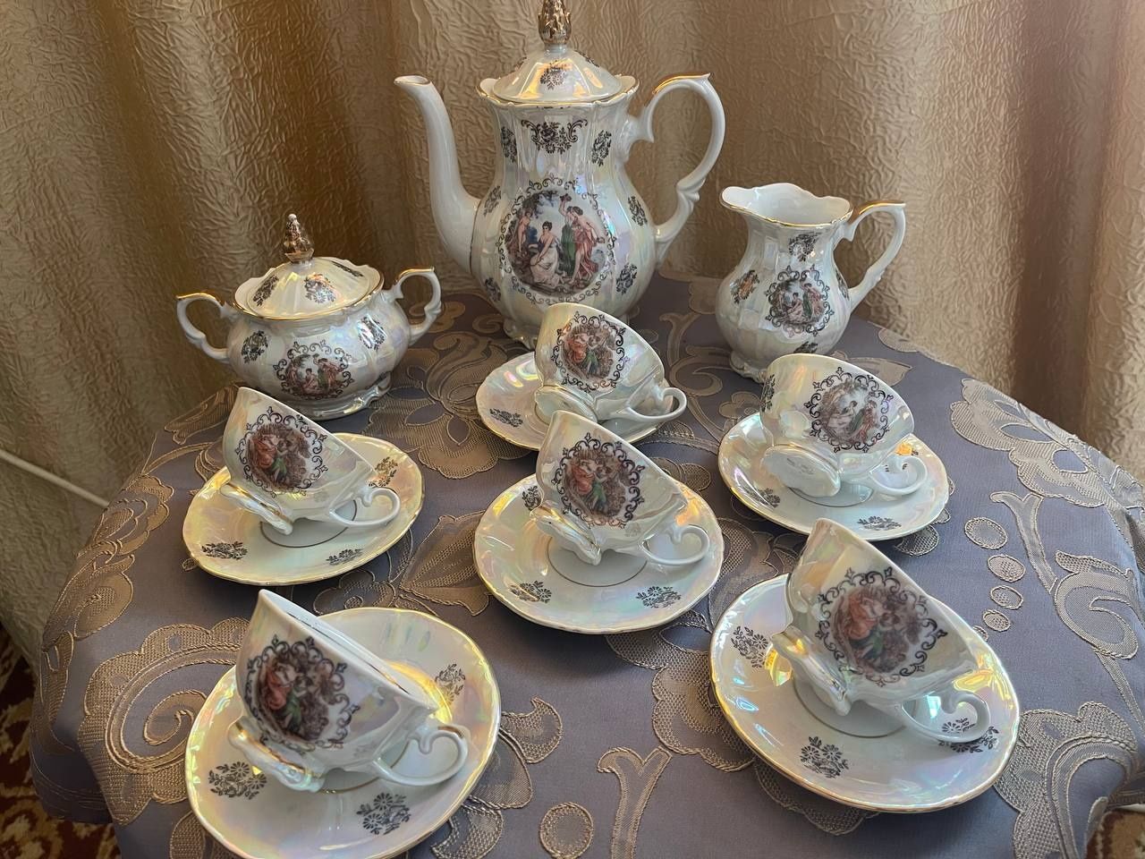 Кофейный сервиз Мадонна.ГДР Кахла.Цена:120$