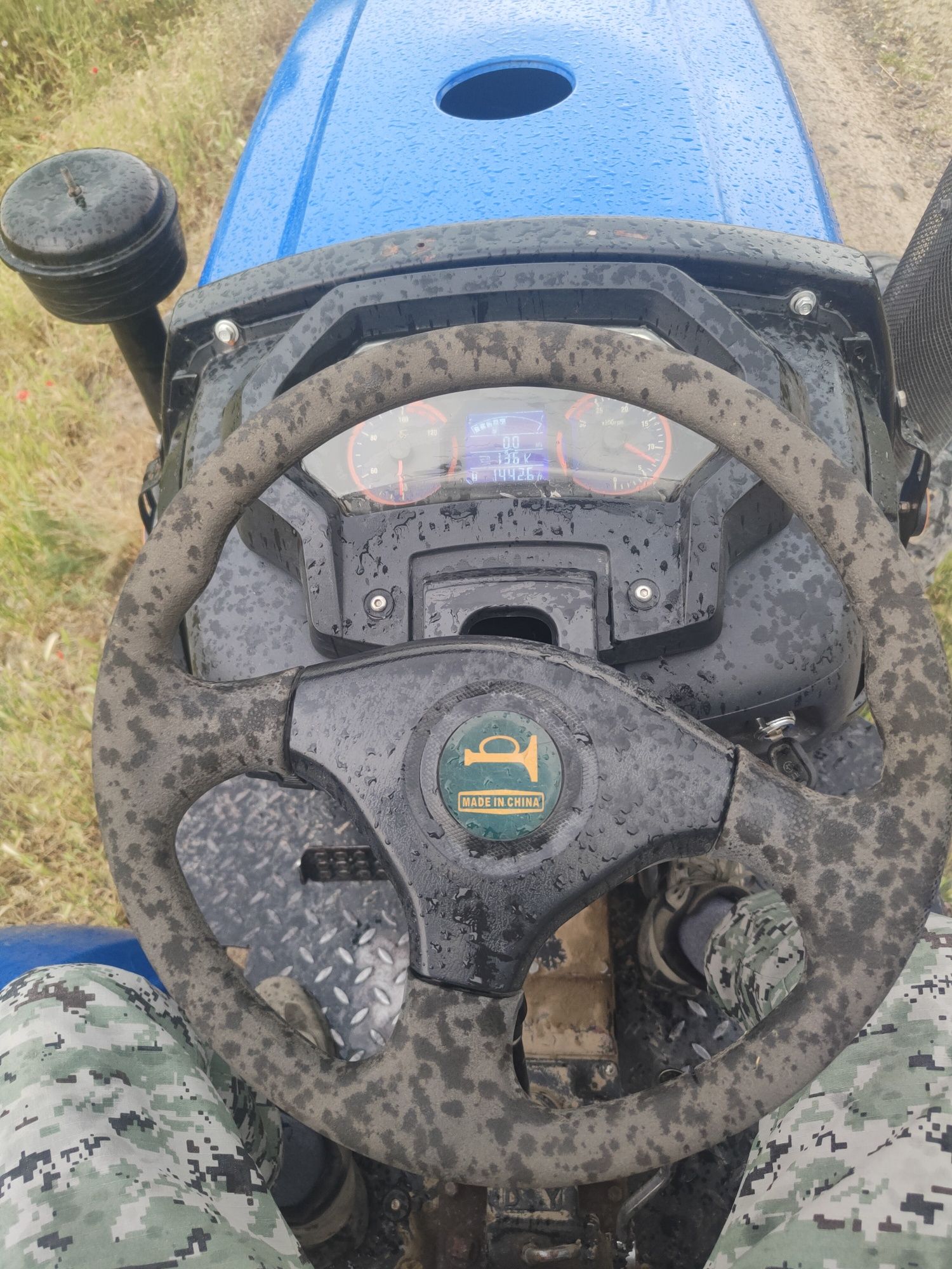 Mini traktor stg 604