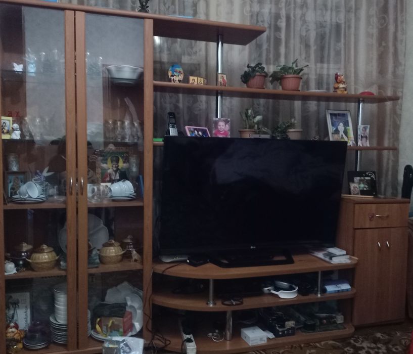 Горка для телевизора