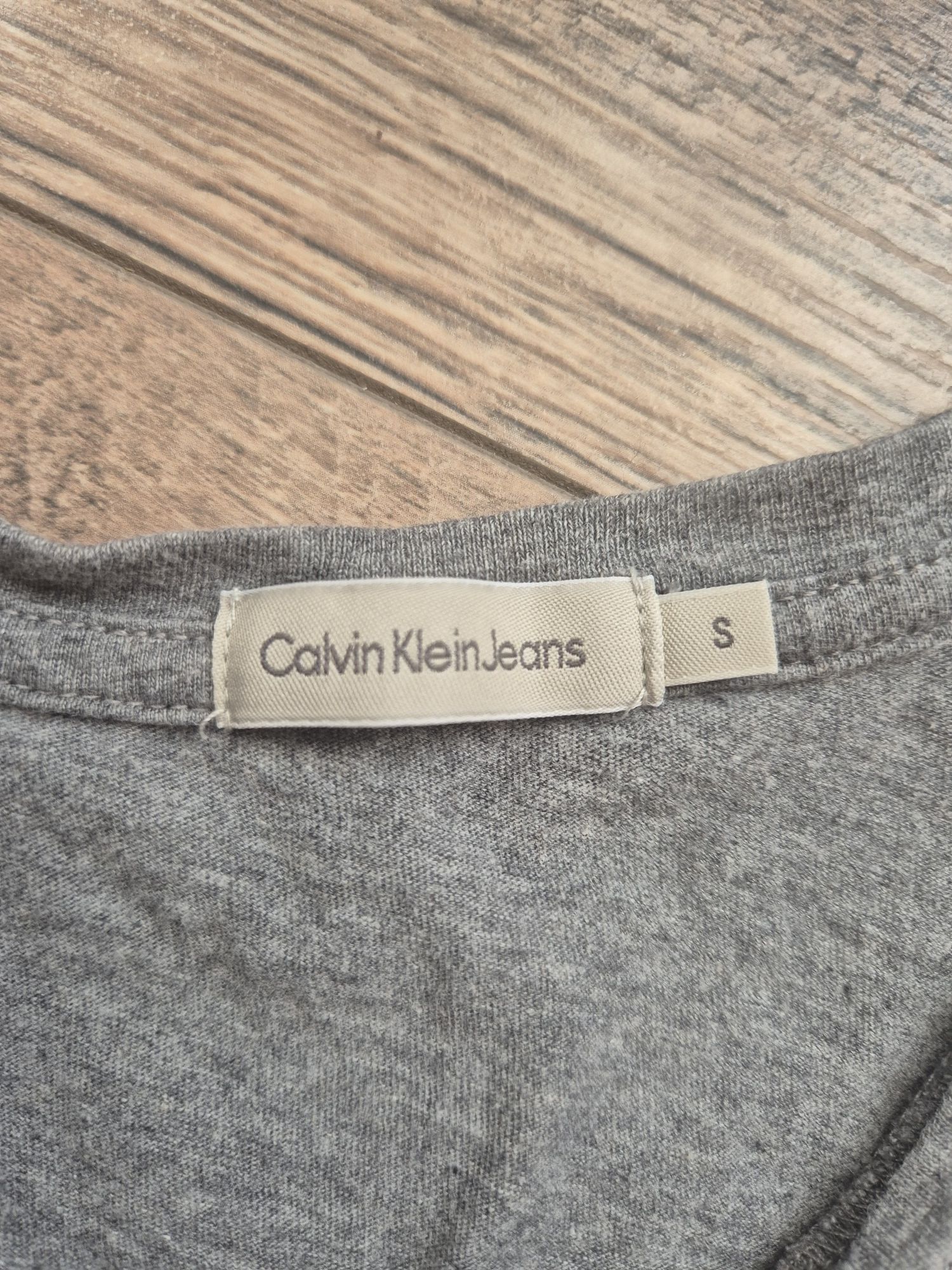 Мъжка тениска Calvin Klein S размер